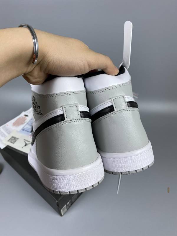 Jordan High Xám Đen
