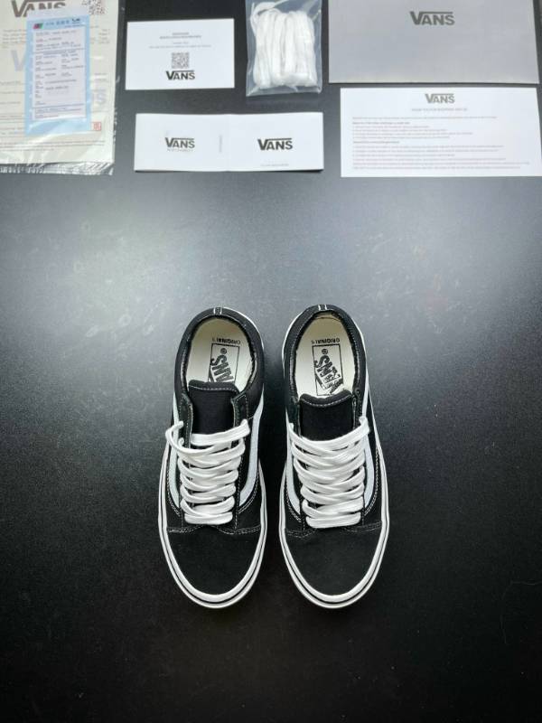 Vans Osk Kẻ Đen