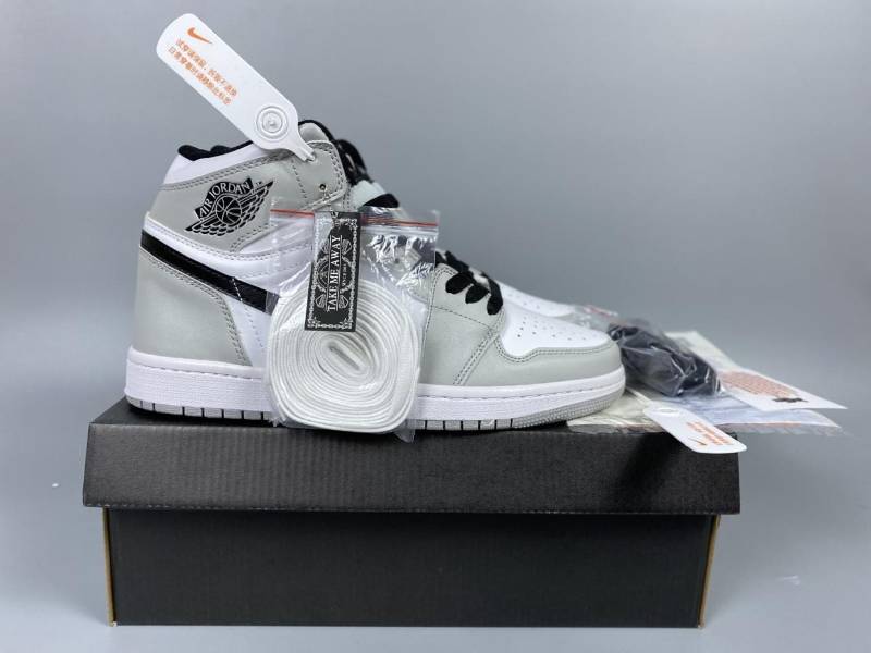 Jordan High Xám Đen