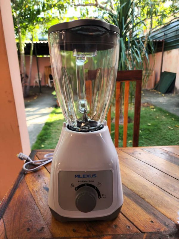 LICUADORA MILEXUS CON JARRA DE VIDRIO 550W