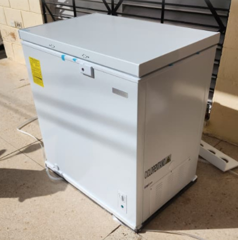 NEVERA HORIZONTAL ROYAL 7.8 PIES (220L)