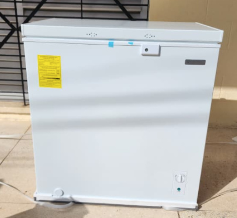 NEVERA HORIZONTAL ROYAL 7.8 PIES (220L)