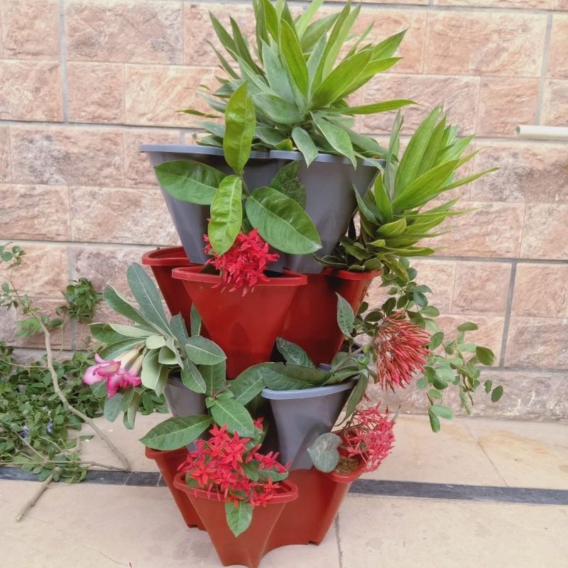 Plastic Stackable Vertical Flower Planting pot Garden Planter Decor