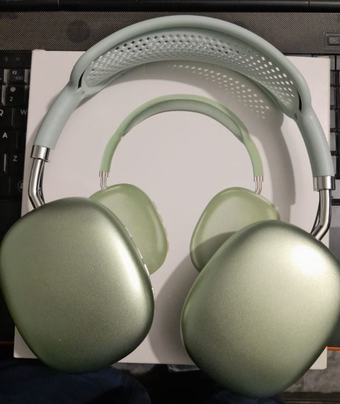 P9 Wireless Bluetooth Headphones with Mic