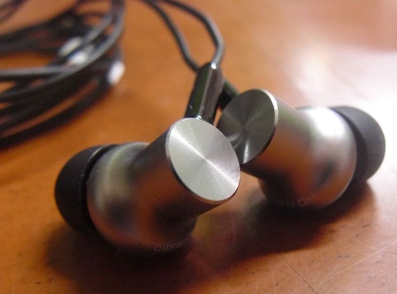 Xiaomi Dual Driver In-Ear Earphones with Mic – Deep Bass, 3.5mm Wired Headphones (Black)