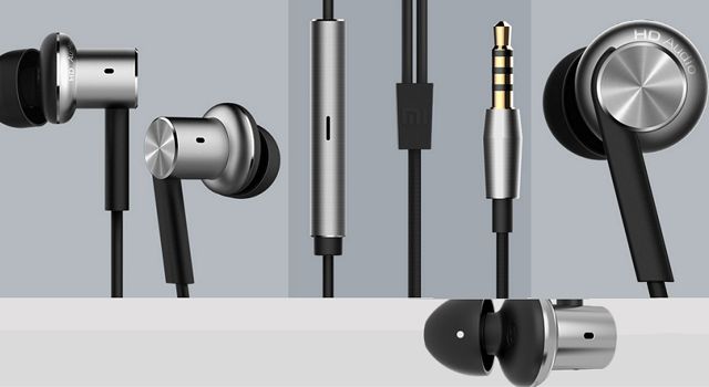 Xiaomi Dual Driver In-Ear Earphones with Mic – Deep Bass, 3.5mm Wired Headphones (Black)