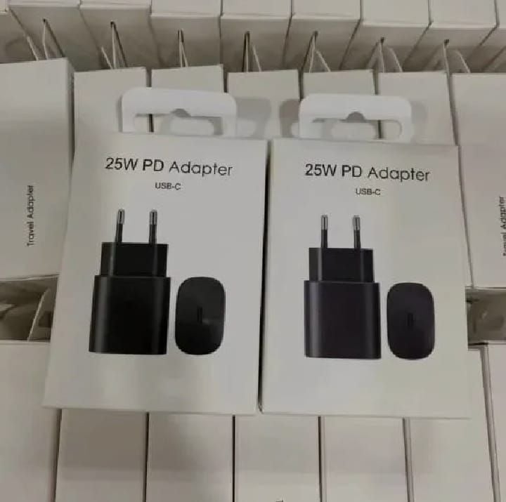 Sumsung 25w c to c Adopter Black super changing  spted