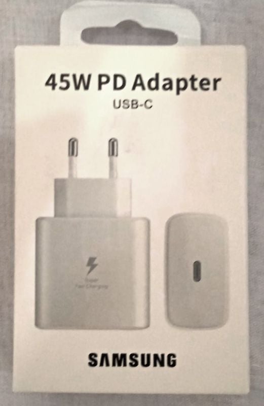Sumsung 45w c to c Adopter white