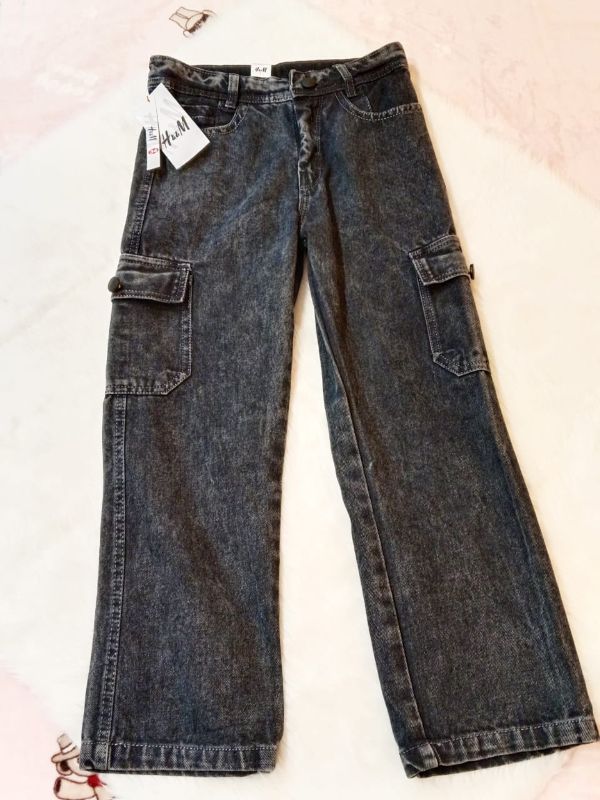 BLACK CARGO JEANS (H&&M) Size 26 to 36