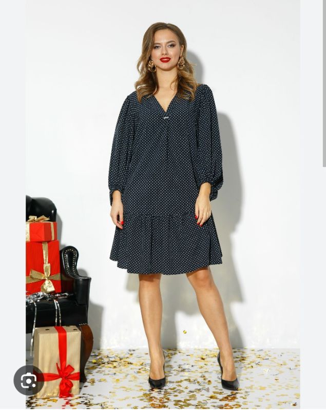 Robe trapèze bleue marine à mache longues et à motif géométrique blanc