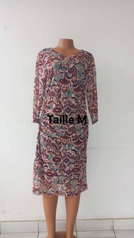 Robe moulante en polyesther