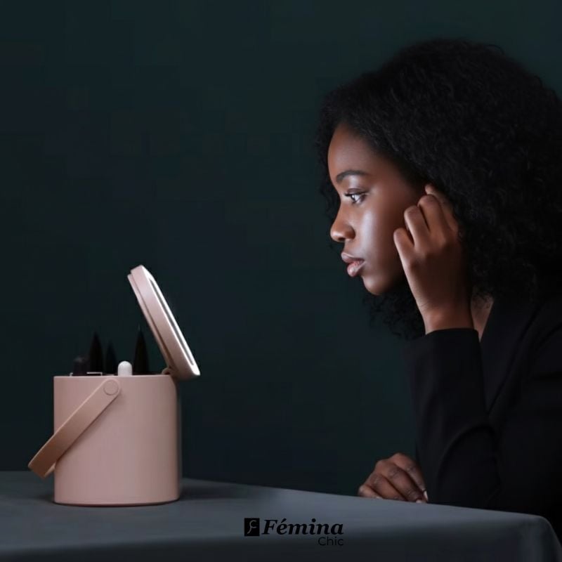 Miroir LED de maquillage avec rangement intégré
