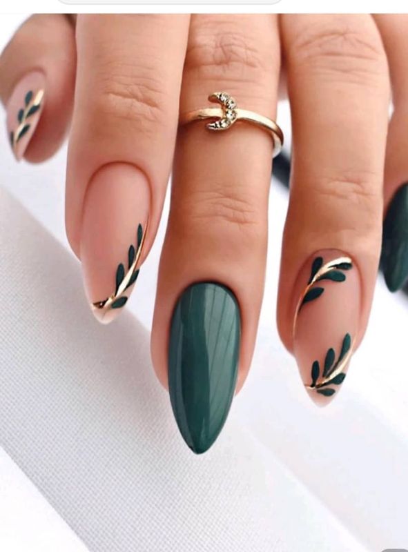 feuillage doré et vert