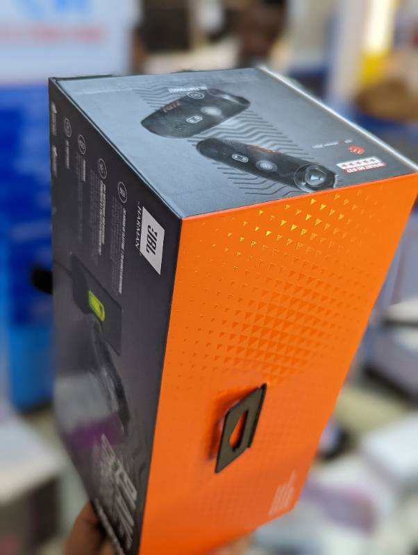 JBL Charge5