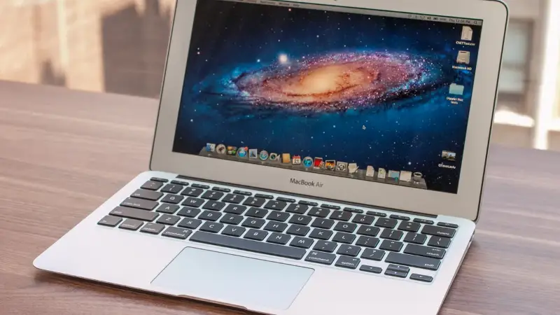 Macbook AIR 2012