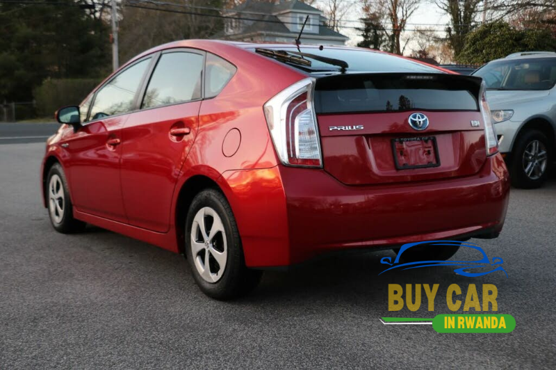 TOYOTA PRIUS 2011