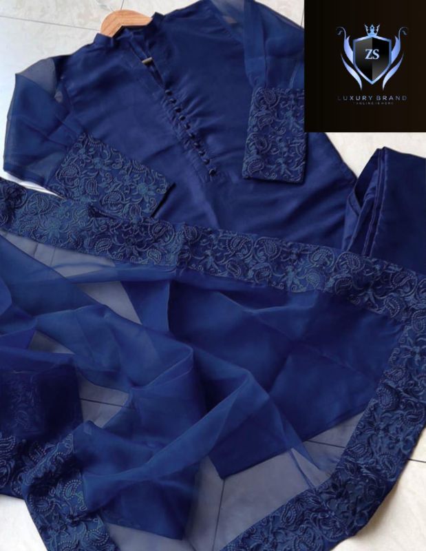 Sleeves,Dupatta Border Embroidered 3Pcs
