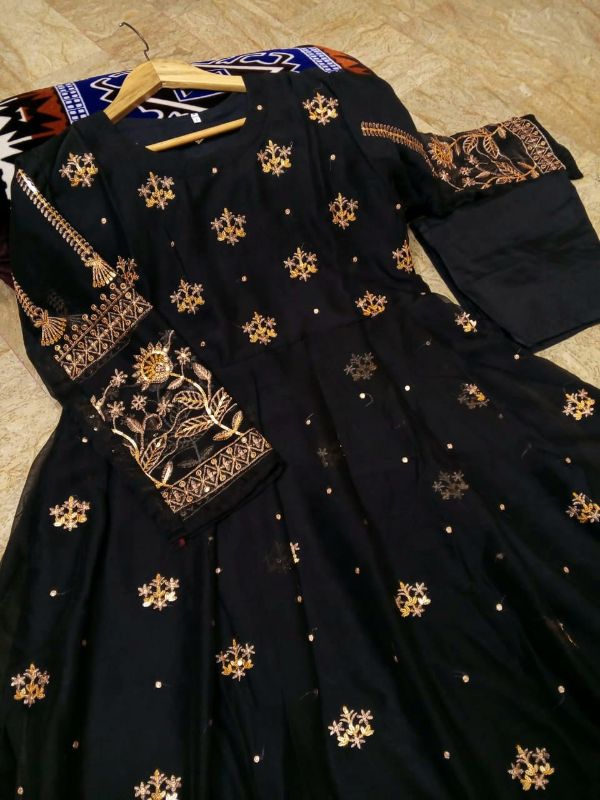 ✨ Sequence & Thread Embroidered 2Pc Maxi Set ✨