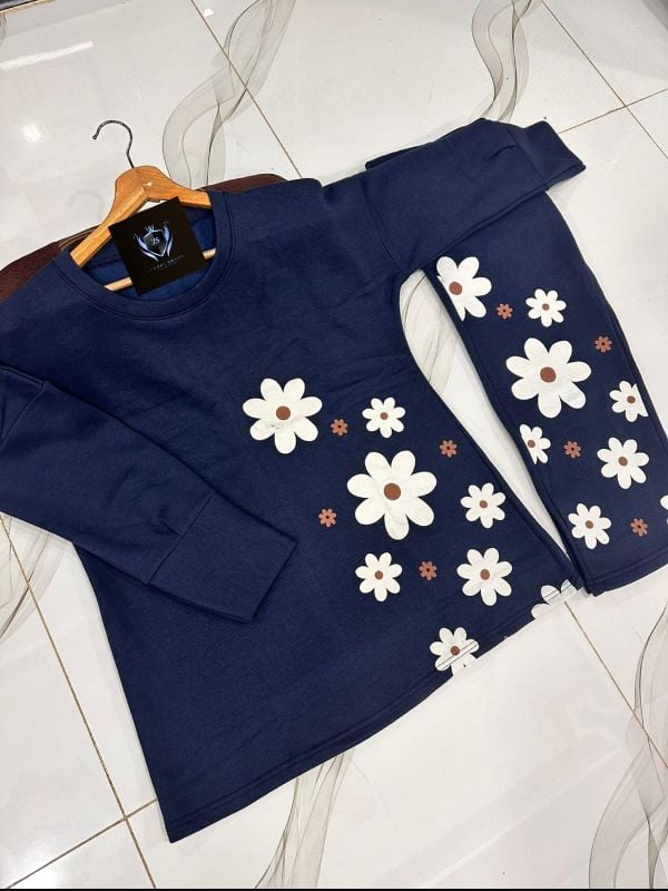 ❄️ Winter Fleece Collection ❄️  
🔥 Stylish & Cozy 2Pcs Set 🔥