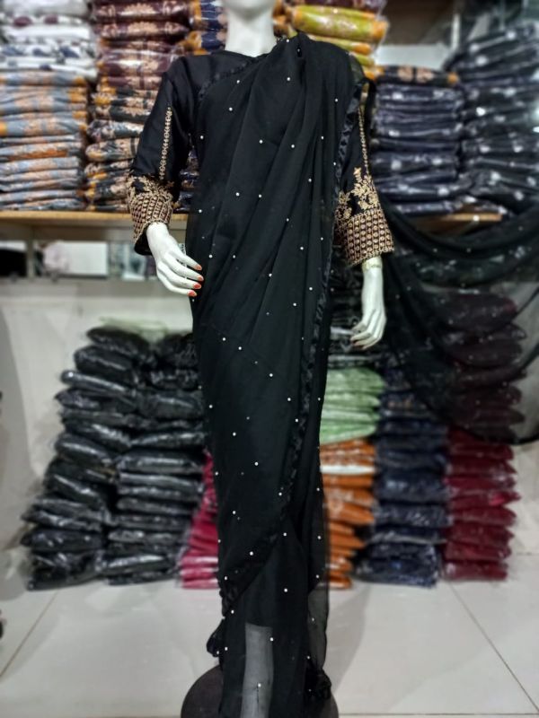 💜 Saree Collection 💜
✨ Silk Sleeves Sequence Embroidery Blouse
✔️ With Pettycoat & Pearls Attached Saree