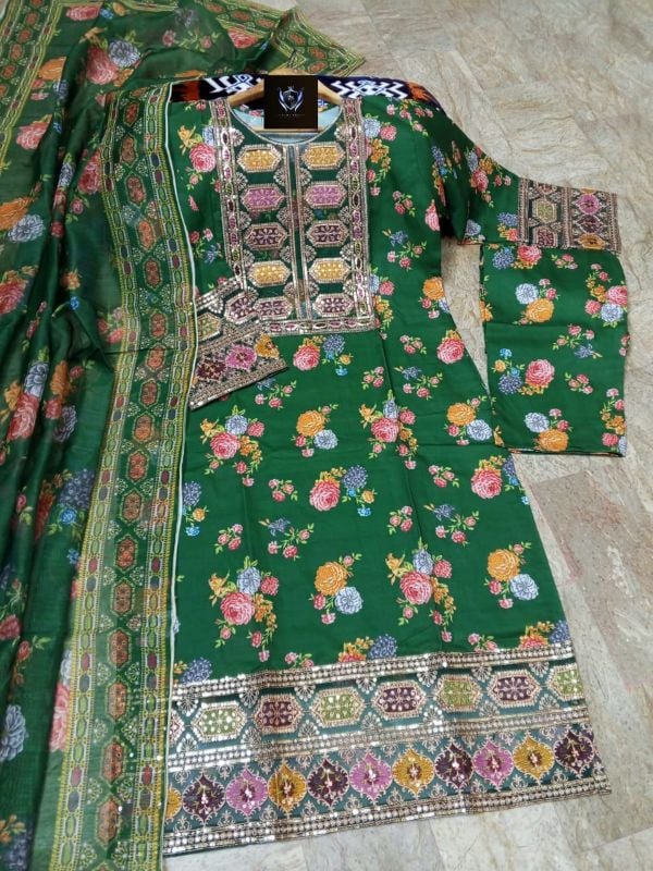 💫 Sequence Patched Embroidered Neck, Sleeves, and Daman  
🎨 Printed Trouser and Dupatta – 3PCs Set