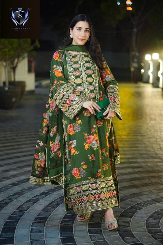 💫 Sequence Patched Embroidered Neck, Sleeves, and Daman  
🎨 Printed Trouser and Dupatta – 3PCs Set