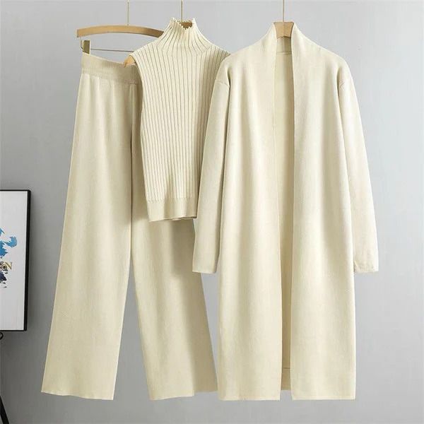 ✨ 3PCs Winter Suit ✨
Sleeveless High-Neck + Long Sleeves Coat + Trouser