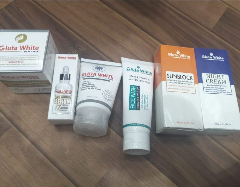 ✨ Gluta White 6 in 1 Skin Care Bundle ✨  
Complete Whitening & Brightening Set