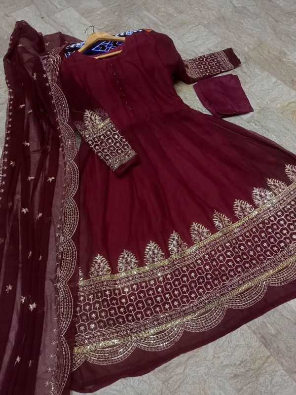 ✨ Embroidered 3PC Maxi Set ✨