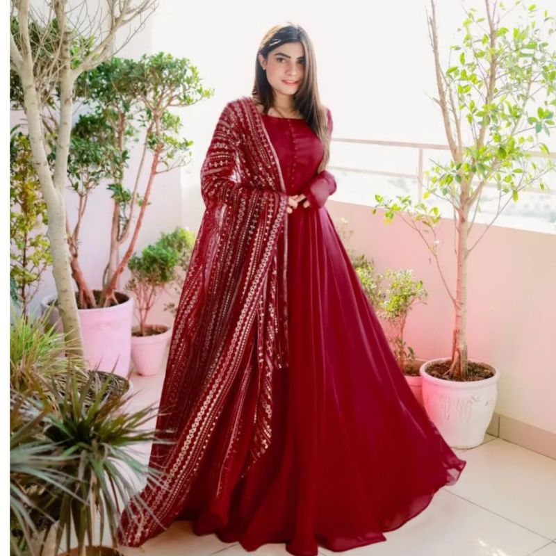 ✨Heavy Embroidered Dupatta with Long Maxi & Trouser – 3PCs✨
