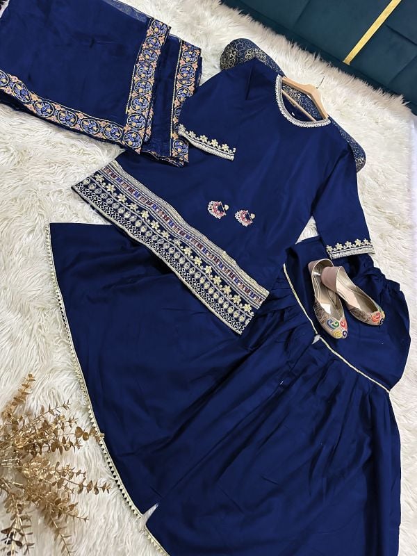 ✨ New Luxury 3PC Set ✨  
Sequence & Zarri Embroidered Short Shirt | Lace Work Garara | Multi Thread Embroidered Dupatta 💖