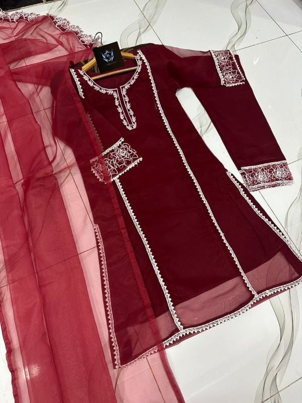 🌸 New Arrival – 3 Piece Luxury Set 🌸