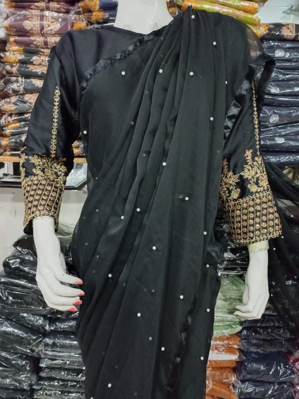 💜 Saree Collection 💜
✨ Silk Sleeves Sequence Embroidery Blouse
✔️ With Pettycoat & Pearls Attached Saree