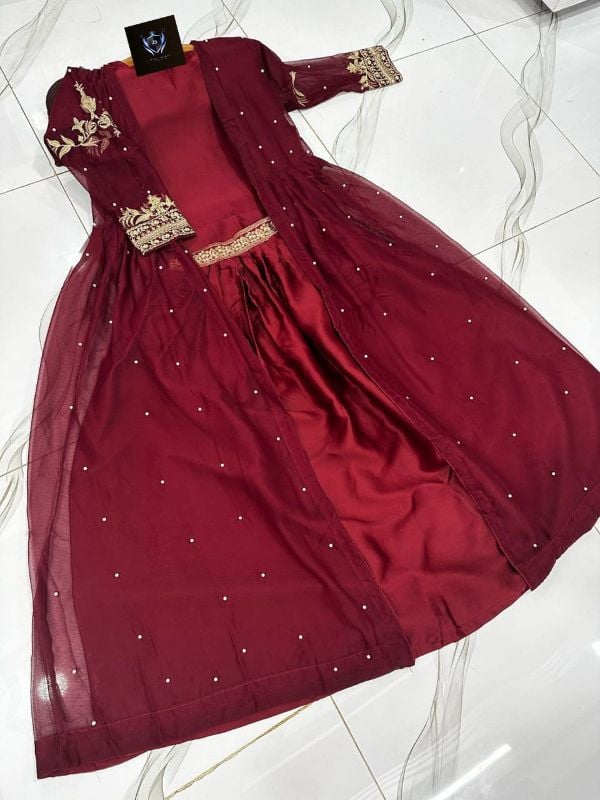 ✨ Embroidered Gown 3-Piece Set ✨