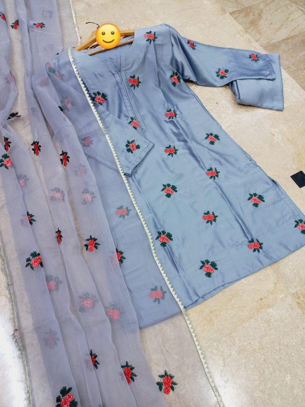 Rose Embroidery Shirt With Embroidery Dupatta 3 Pcs