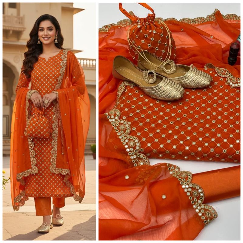 ✨ WEDDING COLLECTION ✨  
💫 5-Piece Premium Ensemble 💫  

خوبصورت شوز ساتھ بالکل فری 🥳 🥳 🎉
