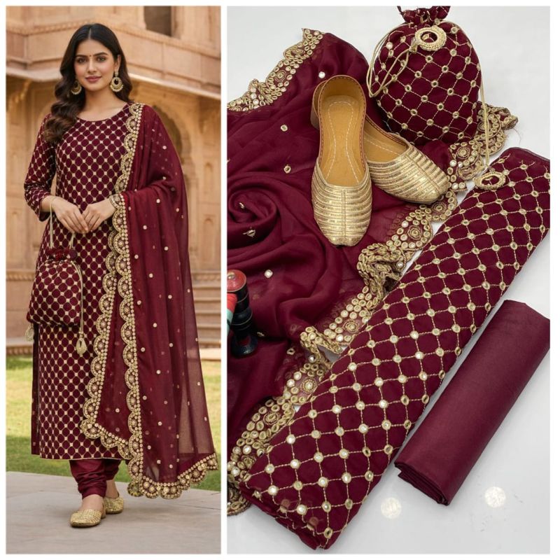 ✨ WEDDING COLLECTION ✨  
💫 5-Piece Premium Ensemble 💫  

خوبصورت شوز ساتھ بالکل فری 🥳 🥳 🎉