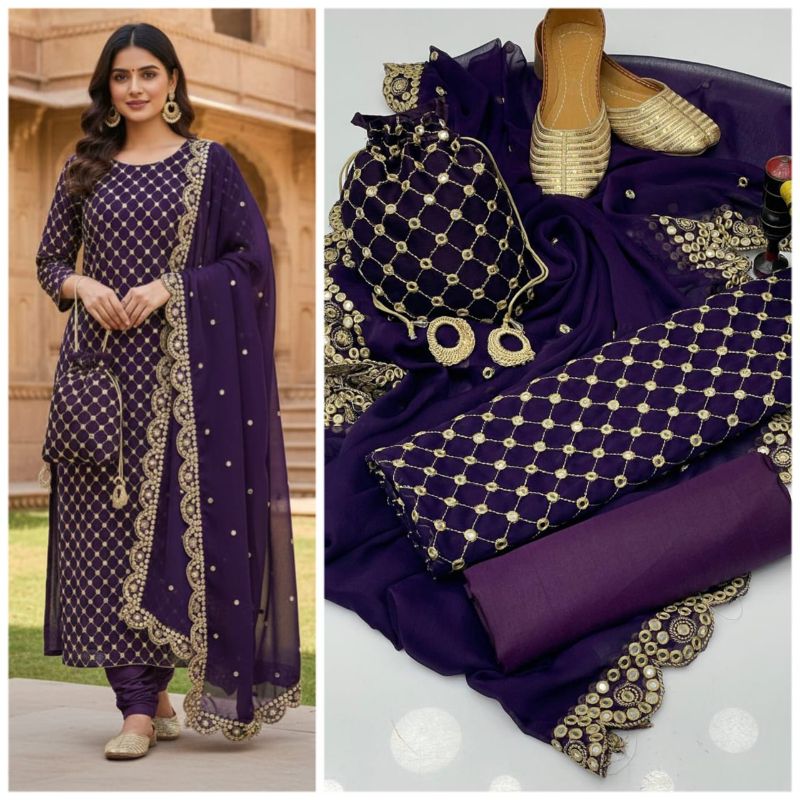 ✨ WEDDING COLLECTION ✨  
💫 5-Piece Premium Ensemble 💫  

خوبصورت شوز ساتھ بالکل فری 🥳 🥳 🎉