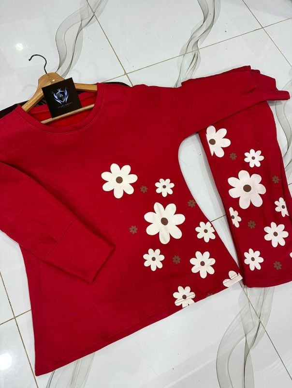 ❄️ Winter Fleece Collection ❄️  
🔥 Stylish & Cozy 2Pcs Set 🔥