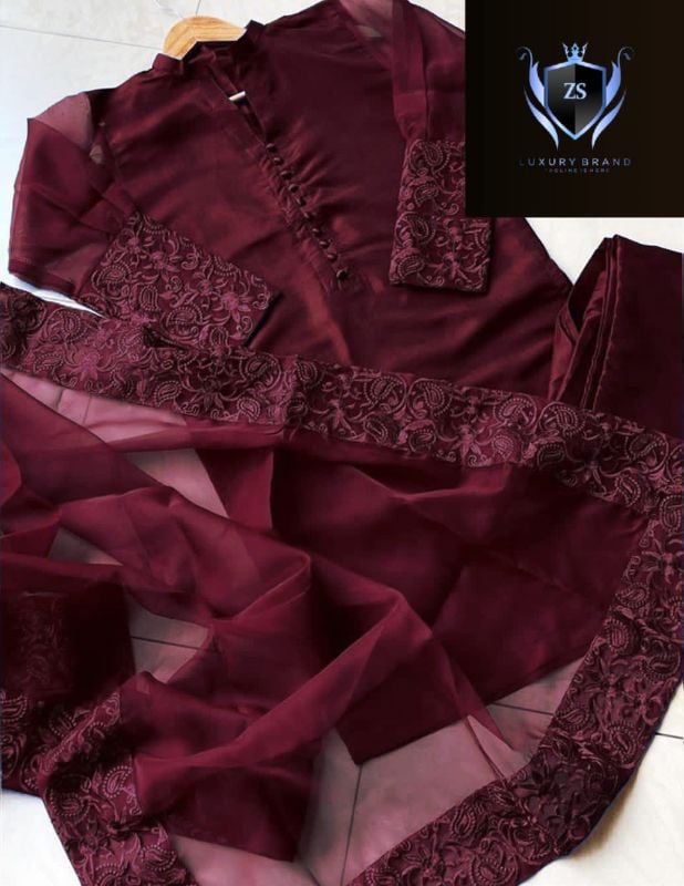Sleeves,Dupatta Border Embroidered 3Pcs