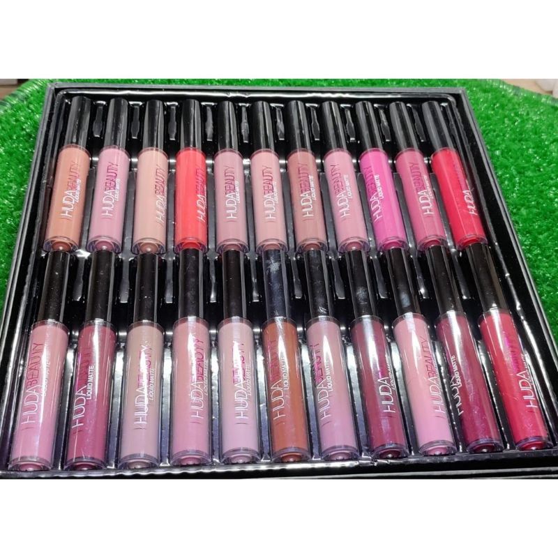 4-Pack Waterproof Lip Gloss Set - Long-Lasting Satin Finish in Pink, Red, Purple & Nude Shades