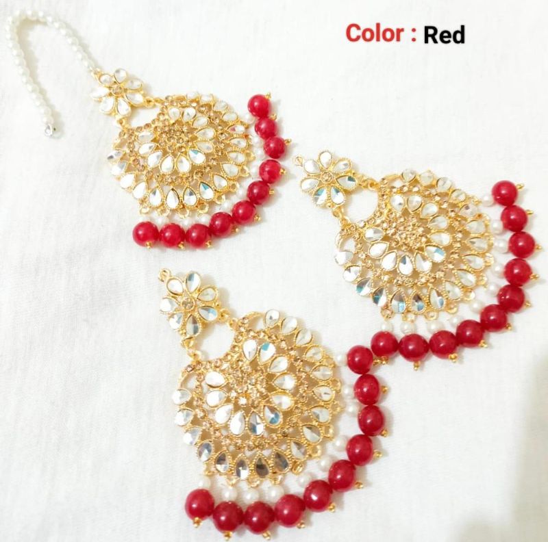 Kundan Earrings With Bindiya