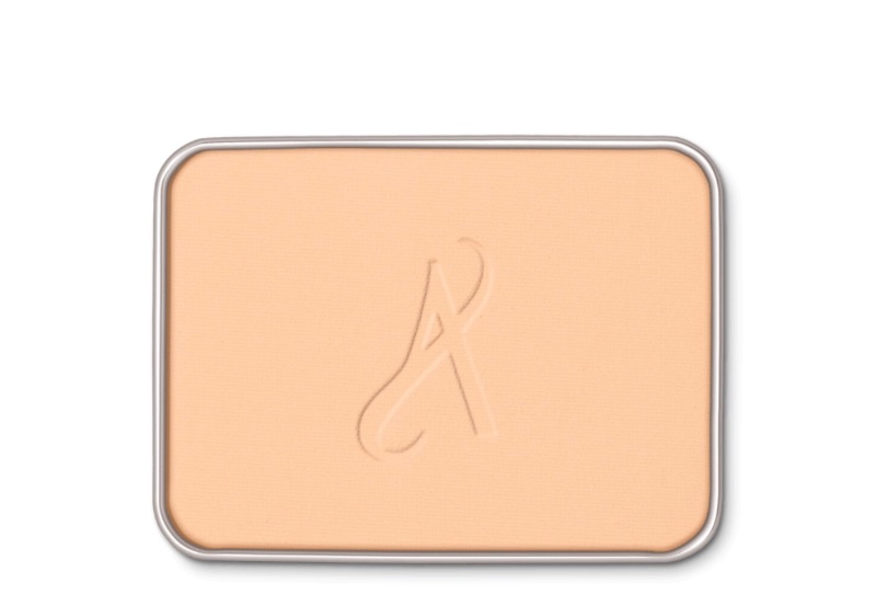 Obtenez une couverture parfaite pour la peau qui se mélange facilement et a l'air naturelle. Fabriqué avec une combinaison de perles de Tahiti, de prismes optiques et de minéraux amazoniens rares pour aider à contrôler la brillance pour une belle finition mate qui dure.