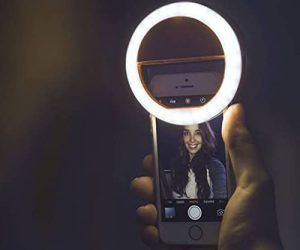 LED Ring Selfie Light – Clip-On Light for Smartphones | 3 Brightness Mode