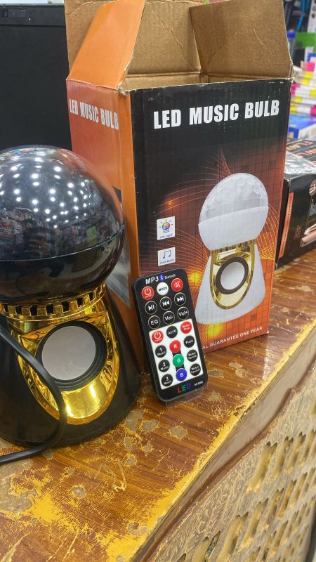 LED Music Bulb Bluetooth Speaker with Multi-Color Lights