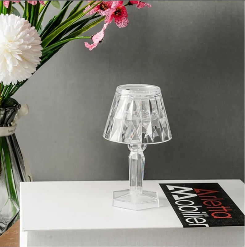 Small Crystal Diamond Table Lamp (Cell Operated)