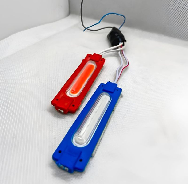 High-Quality Red and Blue Flasher Light – 12V LED for Bikes & Cars