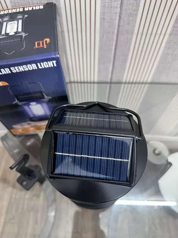 JD-7801 Solar Sensor Charging Light With USB & TPC Charger
