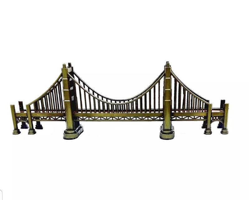 Golden Gate Bridge Metal Statue – Vintage Tabletop Décor