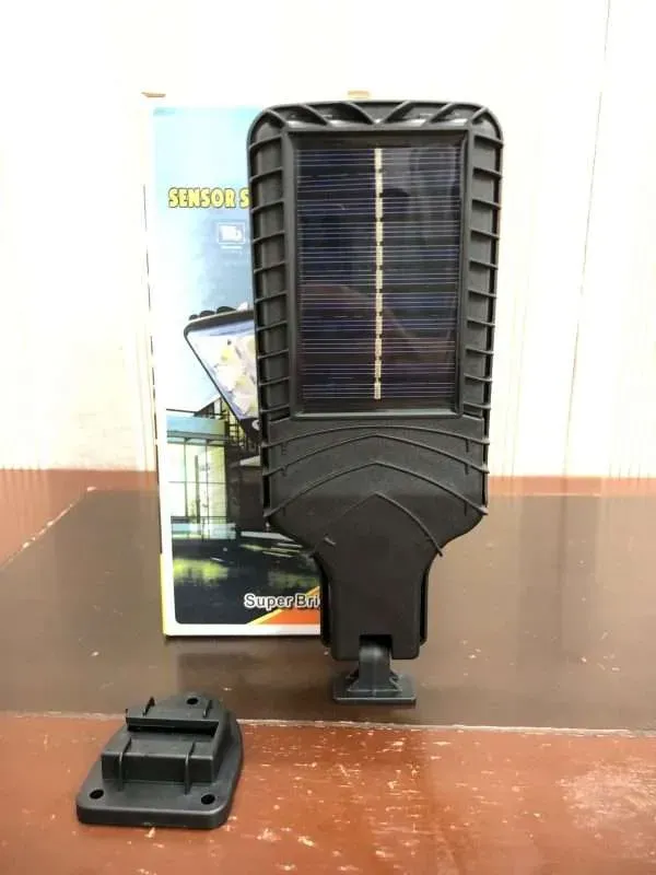 Outdoor Solar Garden Wall Light | Infrared Motion Sensor